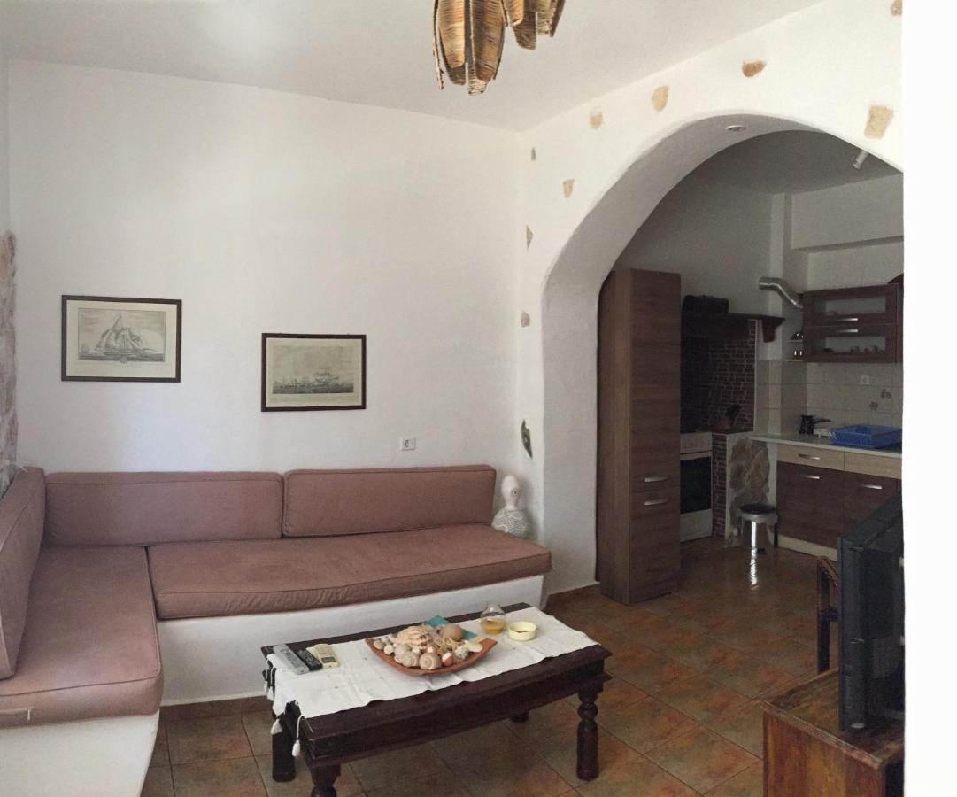 Atlazia Suites Alinda  Luaran gambar