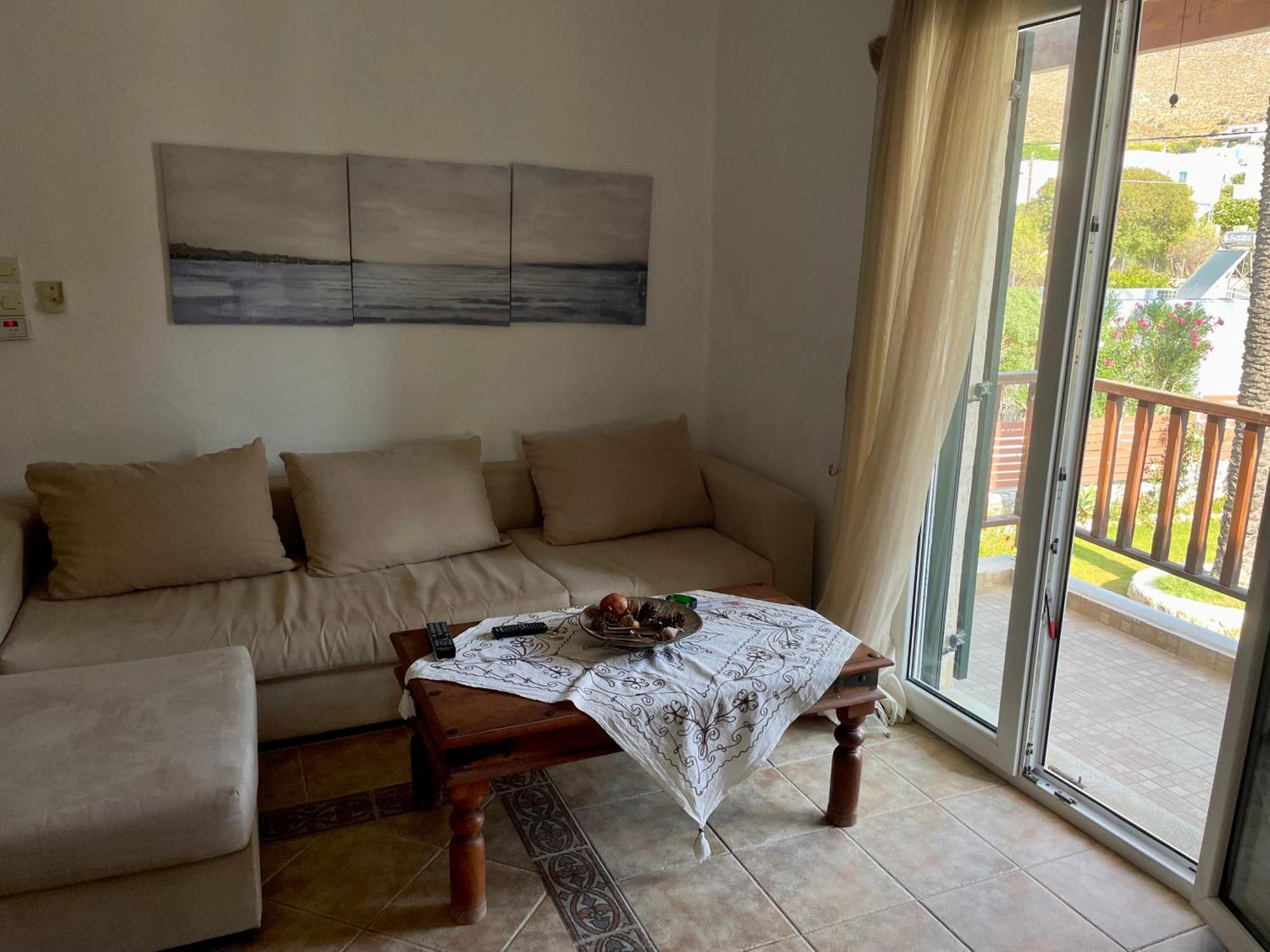 Atlazia Suites Alinda  Luaran gambar