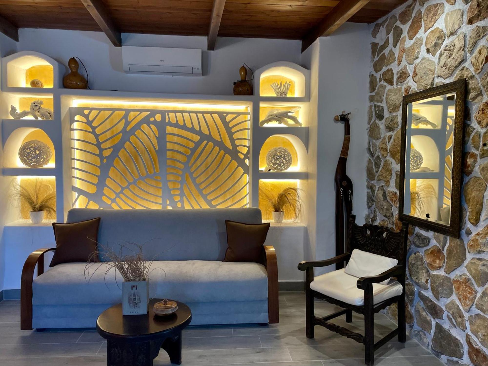 Atlazia Suites Alinda  Luaran gambar